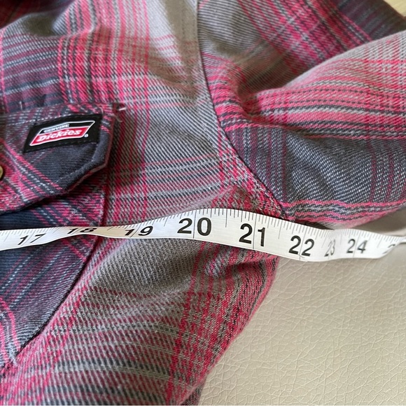 Dickies men’s Shacket Red Black & Grey Plaid Full Zip and snap button size M - Picture 10 of 11